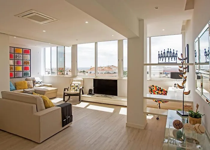 Magnificent 1 Bedroom With Views Over The Ocean Apartamento Costa da Caparica